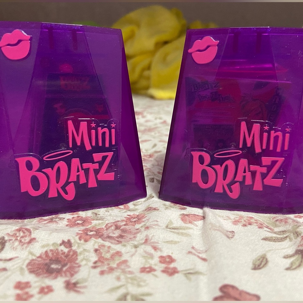 Bratz Mystery Boxes (Series 1)
